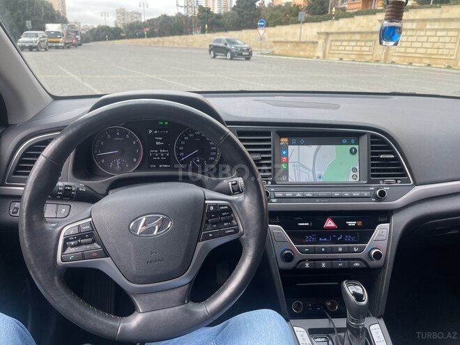 Hyundai Elantra 2017, 95,000 km - 1.6 l - Bakı