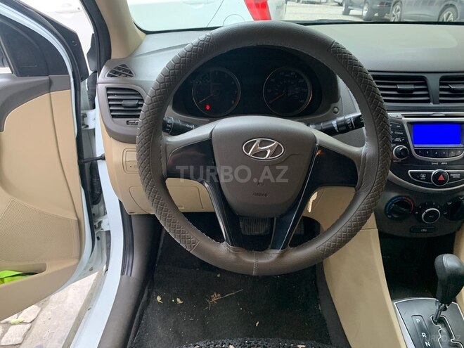 Hyundai Accent 2012, 289,682 km - 1.6 l - Bakı