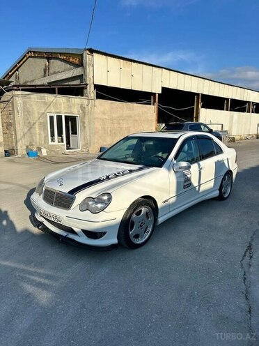 Mercedes C 230 2005, 256,000 km - 2.5 л - Bakı