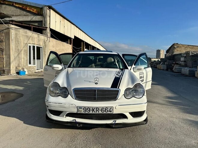Mercedes C 230 2005, 256,000 km - 2.5 л - Bakı