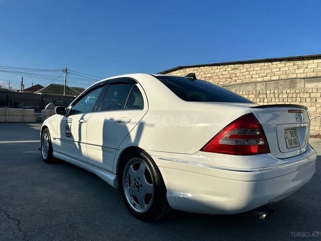 Mercedes C 230 2005, 256,000 km - 2.5 л - Bakı