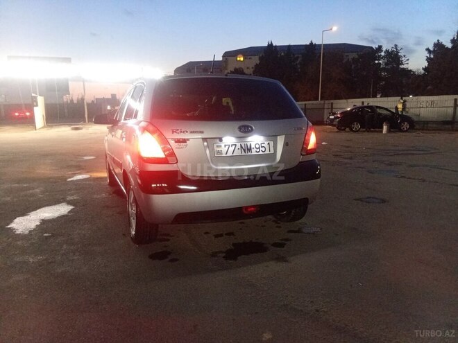 Kia Rio 2009, 288,051 km - 1.5 л - Bakı