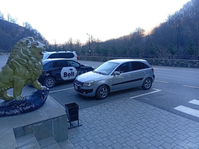 Kia Rio 2009, 288,051 km - 1.5 л - Bakı