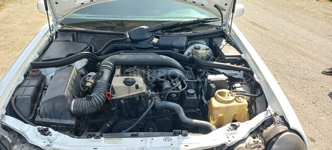 Mercedes E 220 d 1997, 145,000 km - 2.2 l - Balakən