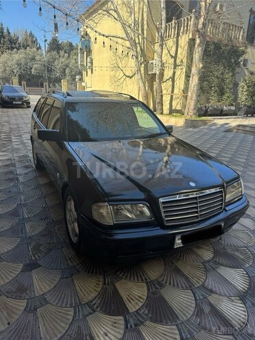 Mercedes C 230 2000, 333,000 km - 2.3 l - Bakı