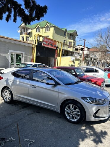 Hyundai Avante 2016, 120,000 km - 1.6 л - Bakı