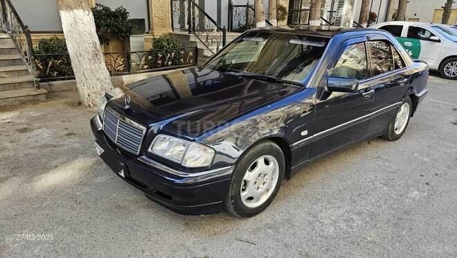 Mercedes C 220 d 2000, 425,200 km - 2.2 l - Bakı