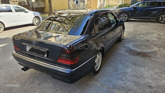 Mercedes C 220 d 2000, 425,200 km - 2.2 l - Bakı