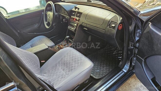 Mercedes C 220 d 2000, 425,200 km - 2.2 l - Bakı