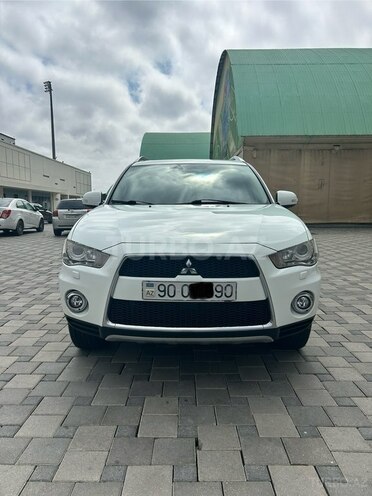 Mitsubishi Outlander 2010, 292,000 km - 3.0 l - Bakı