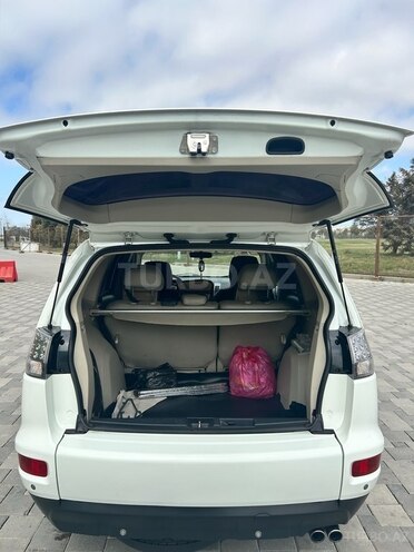 Mitsubishi Outlander 2010, 292,000 km - 3.0 l - Bakı