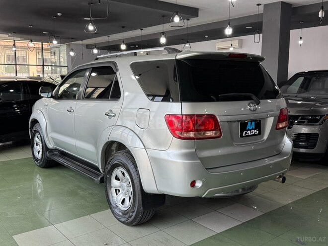 Toyota Fortuner 2005, 218,000 km - 2.7 l - Bakı