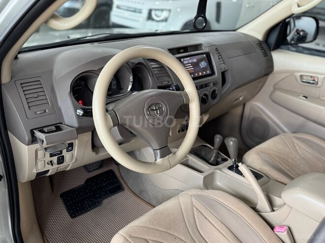 Toyota Fortuner 2005, 218,000 km - 2.7 l - Bakı