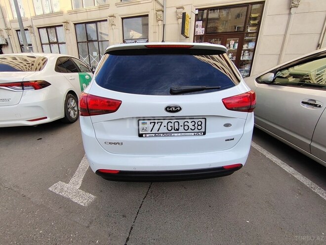 Kia Ceed 2016, 260,000 km - 1.6 l - Bakı