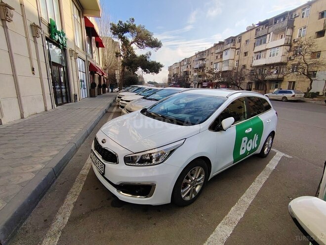 Kia Ceed 2016, 260,000 km - 1.6 l - Bakı