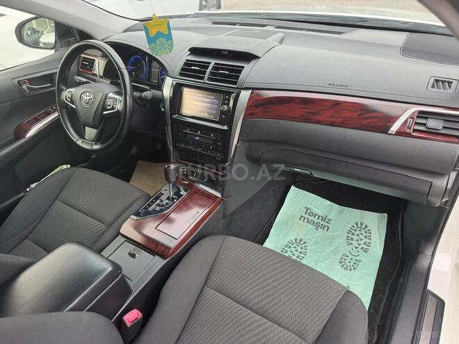 Toyota Camry-19
