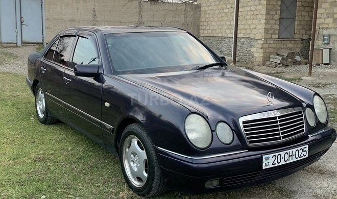 Mercedes E 230 1995, 408,276 km - 2.3 l - Gəncə