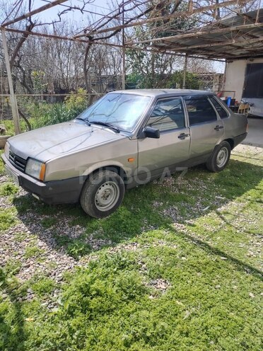 LADA (VAZ) 21099 1995, 329,000 km - 1.5 l - Salyan