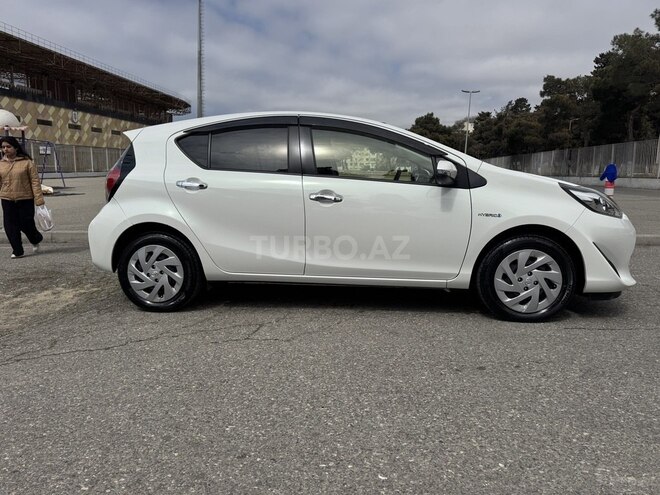 Toyota Aqua 2017, 76,500 km - 1.5 l - Bakı
