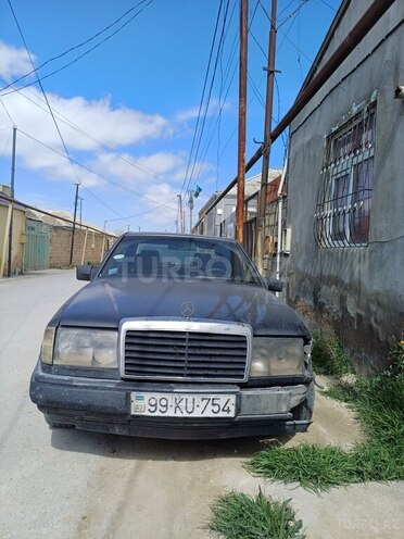 Mercedes E 250 1990, 700,000 km - 2.5 л - Bakı