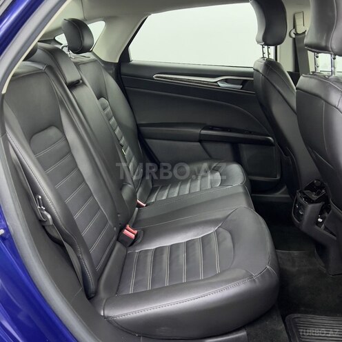 Ford Fusion (North America)-9