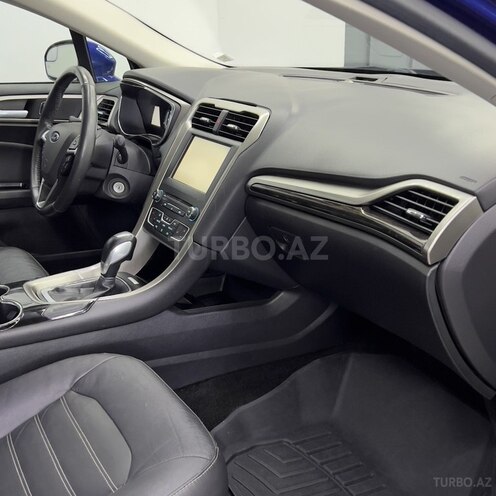 Ford Fusion (North America)-10