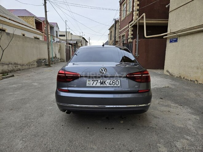 Volkswagen Passat 2016, 136,000 km - 1.8 l - Bakı
