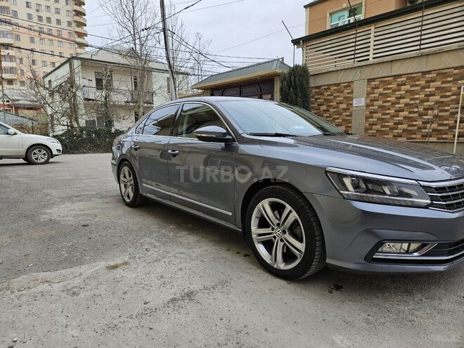 Volkswagen Passat 2016, 136,000 km - 1.8 l - Bakı