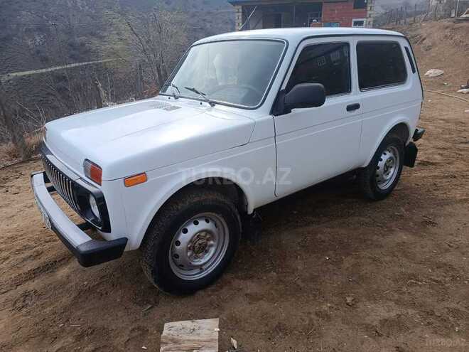 LADA (VAZ) Niva 2010, 124,000 km - 1.7 l - Yardımlı