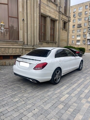 Mercedes C 300 4MATIC 2015, 96,000 km - 2.0 l - Bakı