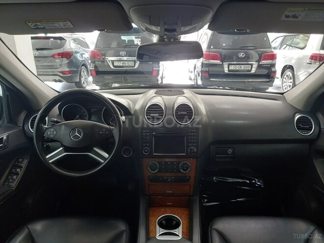 Mercedes ML 350 4MATIC-13