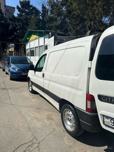Citroen Berlingo 2005, 162,000 km - 1.4 l - Bakı