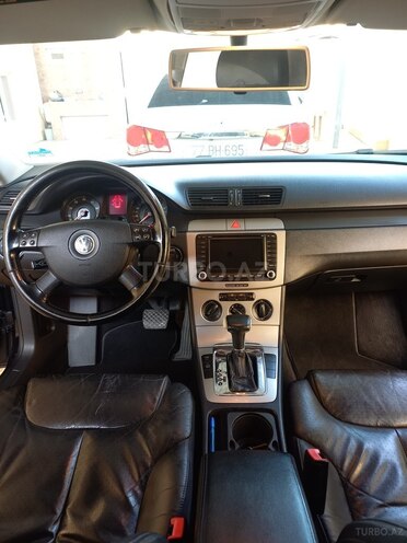 Volkswagen Passat 2006, 177,000 km - 2.0 l - Gəncə