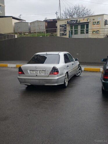 Mercedes C 220 d 2000, 444,000 km - 2.2 l - Astara