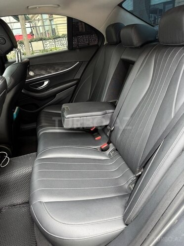 Mercedes E 300 4MATIC 2017, 54,000 km - 2.0 l - Bakı