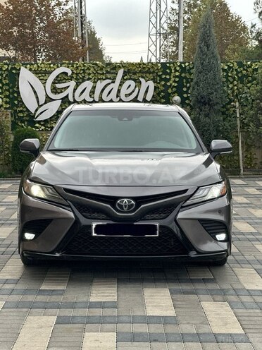 Toyota Camry 2018, 197,546 km - 2.5 л - Gəncə