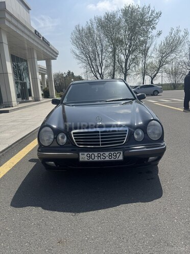 Mercedes E 240 1999, 194,000 km - 2.4 l - Zaqatala