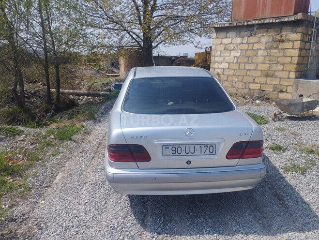 Mercedes E 270 2000, 185,357 km - 2.7 l - Tərtər