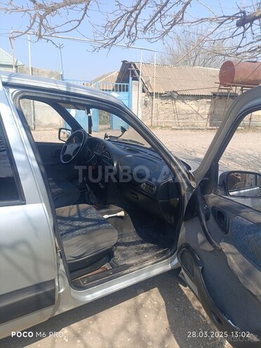 Chevrolet Niva 2005, 261,000 km - 1.7 l - Goranboy