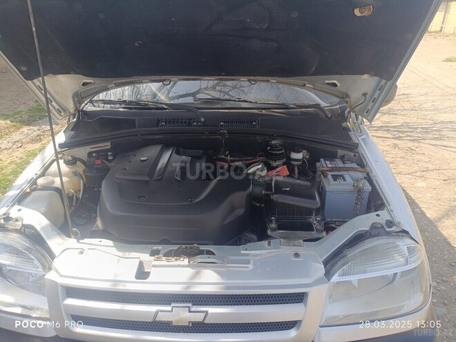 Chevrolet Niva 2005, 261,000 km - 1.7 l - Goranboy