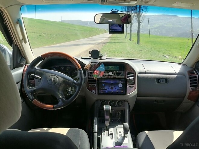 Mitsubishi Pajero 2004, 300,747 km - 3.0 l - Yardımlı