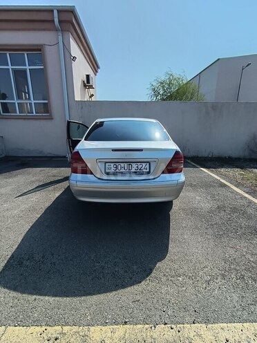 Mercedes C 200 2000, 328,000 km - 2.0 l - Şəmkir