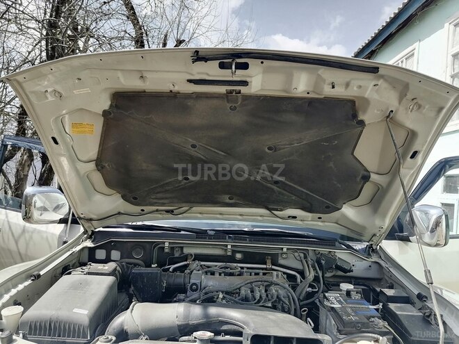 Mitsubishi Pajero 2004, 300,747 km - 3.0 l - Yardımlı