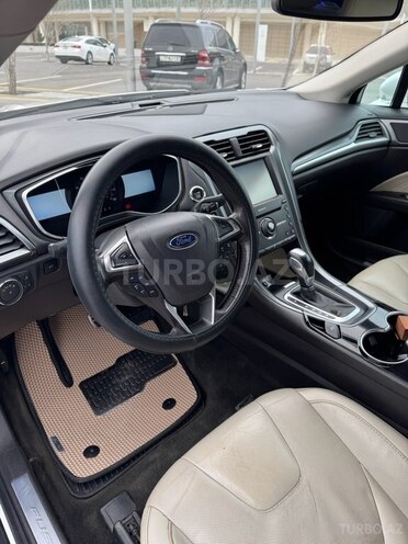 Ford Fusion (North America) 2015, 188,000 km - 2.0 л - Bakı