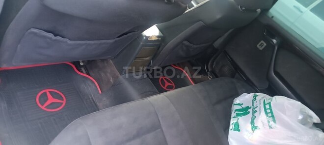 Mercedes C 200 1995, 400,000 km - 2.0 л - Zaqatala