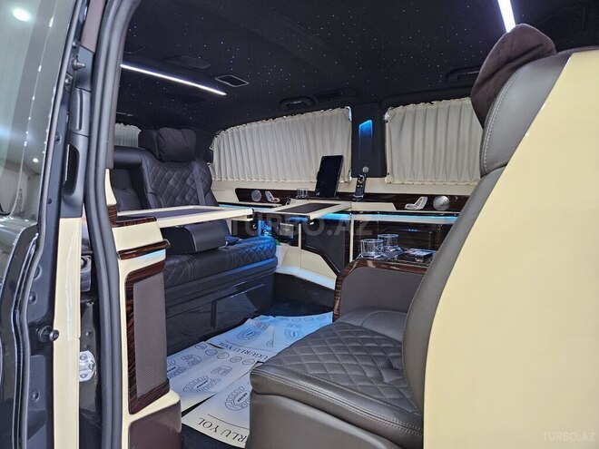 Mercedes V 250 2021, 4,000 km - 2.0 л - Bakı