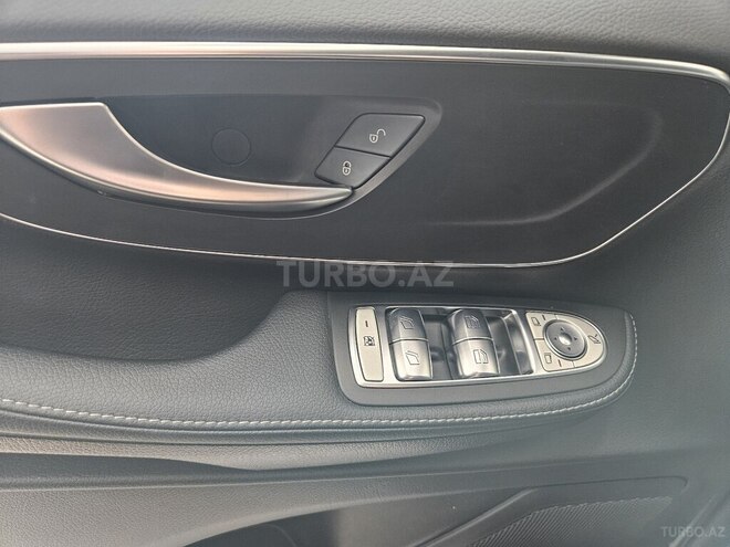 Mercedes V 250 2021, 4,000 km - 2.0 л - Bakı