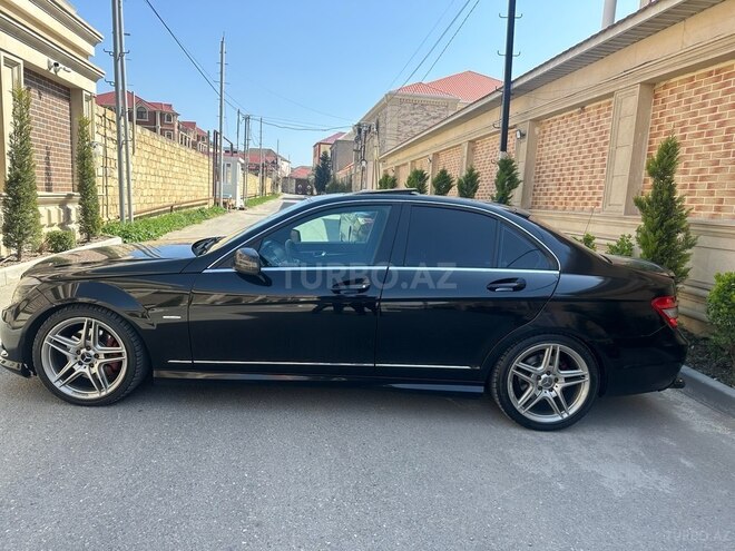 Mercedes C 300 2009, 268,000 km - 3.0 l - Bakı