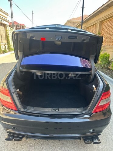Mercedes C 300 2009, 268,000 km - 3.0 l - Bakı