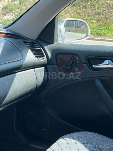 Mercedes  1998, 428,000 km - 2.3 l - Bakı